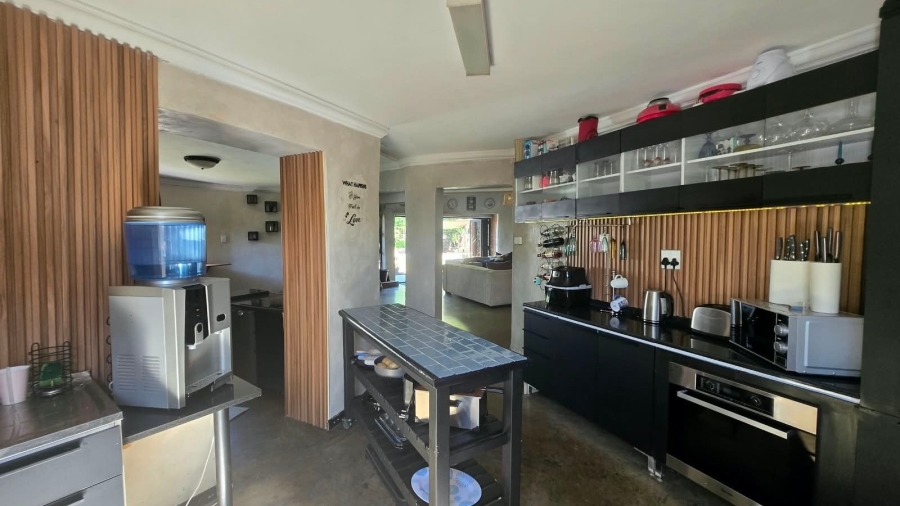 3 Bedroom Property for Sale in Helicon Heights Free State